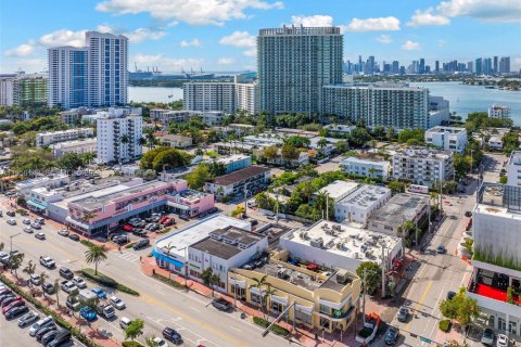 Commercial property in Miami Beach, Florida № 2009975 - photo 20