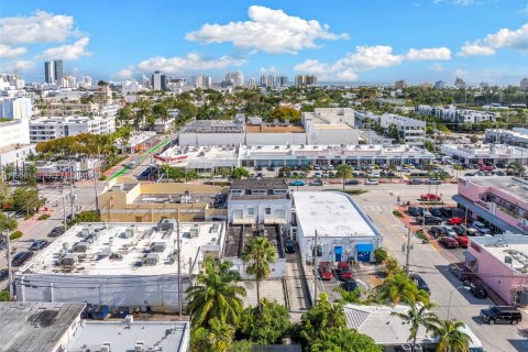 Commercial property in Miami Beach, Florida № 2009975 - photo 25