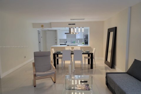 Copropriété à louer à Key Biscayne, Floride: 1 chambre, 83.15 m2 № 1954935 - photo 2