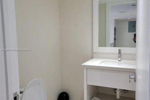 Copropriété à louer à Key Biscayne, Floride: 1 chambre, 83.15 m2 № 1954935 - photo 7