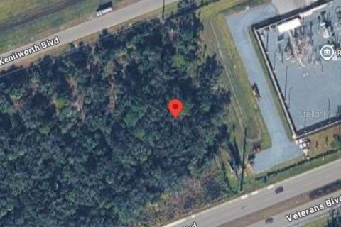 Terreno en venta en Port Charlotte, Florida № 2279913 - foto 2