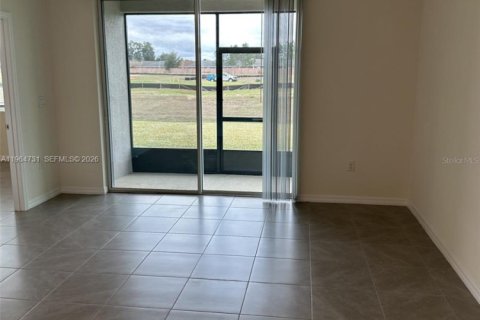 Casa en alquiler en Ocala, Florida, 3 dormitorios, 139.73 m2 № 2026321 - foto 8