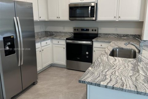 Casa en alquiler en Ocala, Florida, 3 dormitorios, 139.73 m2 № 2026321 - foto 7