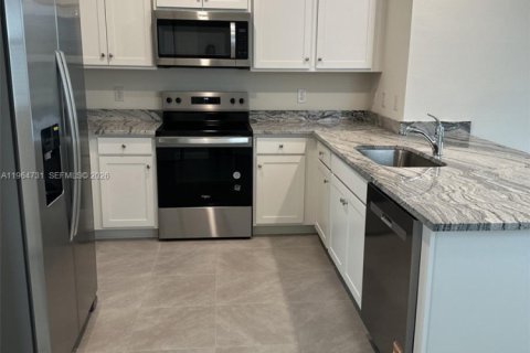 Casa en alquiler en Ocala, Florida, 3 dormitorios, 139.73 m2 № 2026321 - foto 18