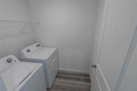 Casa en alquiler en Zephyrhills, Florida, 4 dormitorios, 214.14 m2 № 2207973 - foto 14