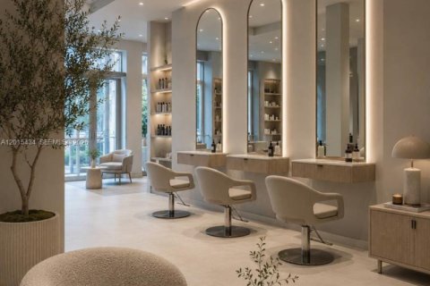 Immobilier commercial à Sunny Isles Beach, Floride № 2171372
