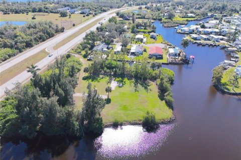 Terrain à vendre à Punta Gorda, Floride № 2422761 - photo 6