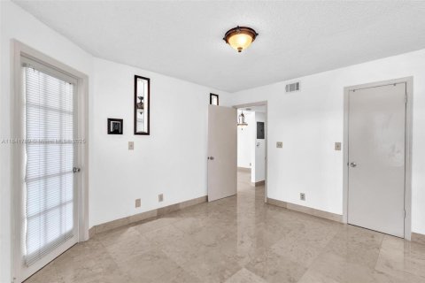 Copropriété à vendre à Davie, Floride: 1 chambre, 74.79 m2 № 1938812 - photo 26