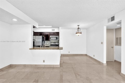 Condo in Davie, Florida, 1 bedroom  № 1938812 - photo 6