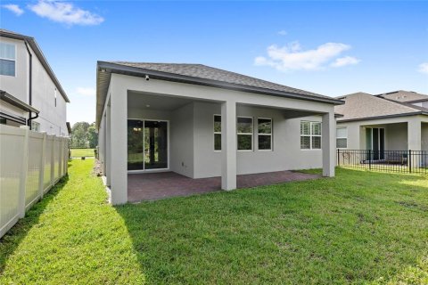 Купить виллу или дом в Уинтер-Гарден, Флорида 3 комнаты, 172.8м2, № 2212201 - фото 28