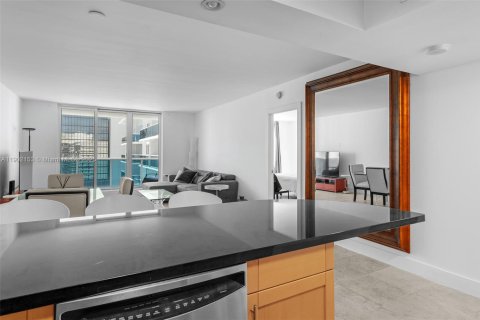 Condominio en alquiler en Miami Beach, Florida, 1 dormitorio, 83.61 m2 № 1953606 - foto 3