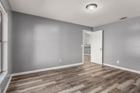 Casa en venta en Kissimmee, Florida, 3 dormitorios, 99.41 m2 № 2314200 - foto 13