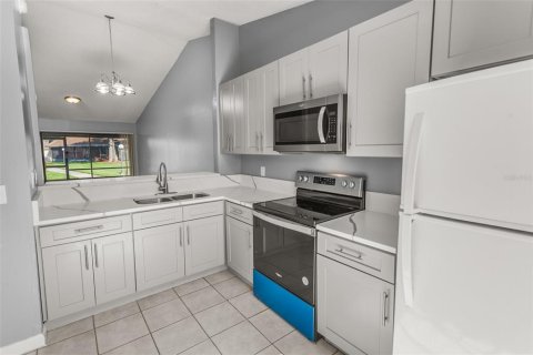 Casa en venta en Kissimmee, Florida, 3 dormitorios, 99.41 m2 № 2314200 - foto 4