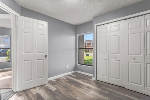 Casa en venta en Kissimmee, Florida, 3 dormitorios, 99.41 m2 № 2314200 - foto 8