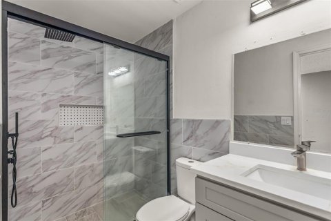 Casa en venta en Kissimmee, Florida, 3 dormitorios, 99.41 m2 № 2314200 - foto 14