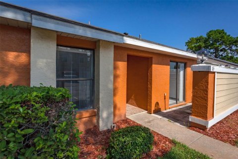 Casa en venta en Kissimmee, Florida, 3 dormitorios, 99.41 m2 № 2314200 - foto 22