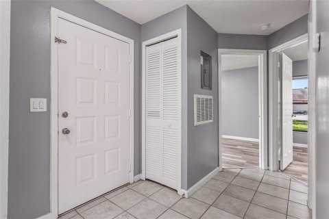 Casa en venta en Kissimmee, Florida, 3 dormitorios, 99.41 m2 № 2314200 - foto 16
