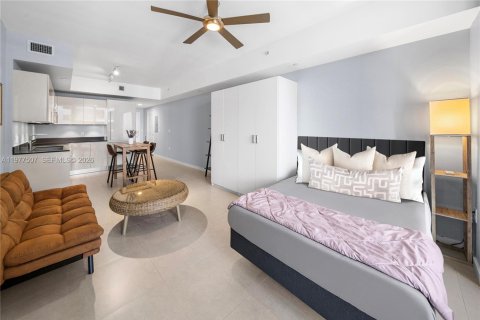 Studio à Condo à Miami, Floride № 2079971