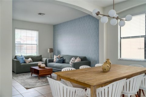 House in Kissimmee, Florida 6 bedrooms, 267 sq.m. № 1562797 - photo 7