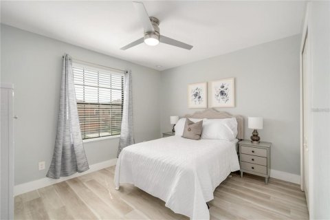 House in Kissimmee, Florida 6 bedrooms, 267 sq.m. № 1562797 - photo 25