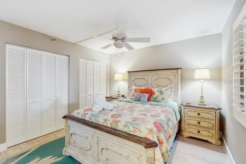 Copropriété à vendre à Indian Shores, Floride: 3 chambres, 133.31 m2 № 2405418 - photo 10
