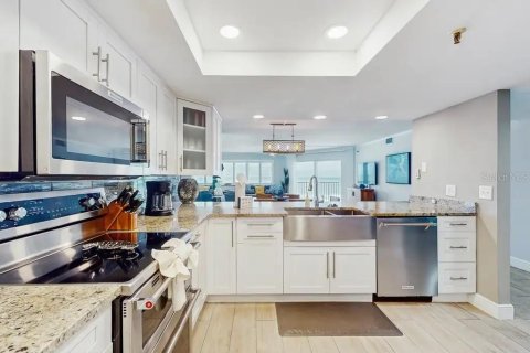 Copropriété à vendre à Indian Shores, Floride: 3 chambres, 133.31 m2 № 2405418 - photo 4