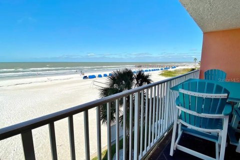 Copropriété à vendre à Indian Shores, Floride: 3 chambres, 133.31 m2 № 2405418 - photo 17