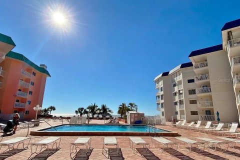 Copropriété à vendre à Indian Shores, Floride: 3 chambres, 133.31 m2 № 2405418 - photo 14
