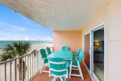 Copropriété à vendre à Indian Shores, Floride: 3 chambres, 133.31 m2 № 2405418 - photo 3
