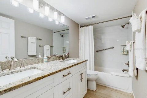 Copropriété à vendre à Indian Shores, Floride: 3 chambres, 133.31 m2 № 2405418 - photo 11