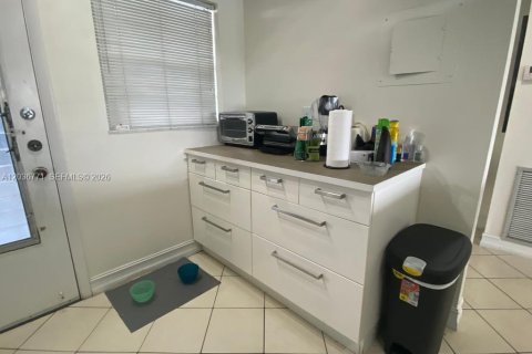 Снять в аренду кондоминиум в Майами, Флорида 2 спальни, 100.43м2, № 2085060 - фото 14