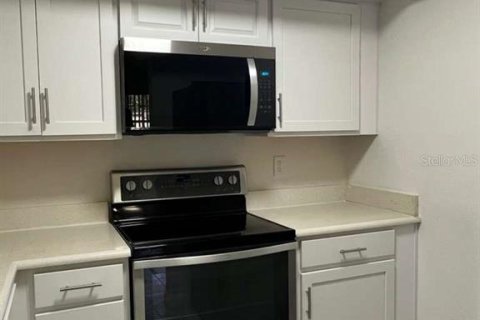 Apartment in Port Charlotte, Florida 2 bedrooms, 77.85 sq.m. № 2108457 - photo 25