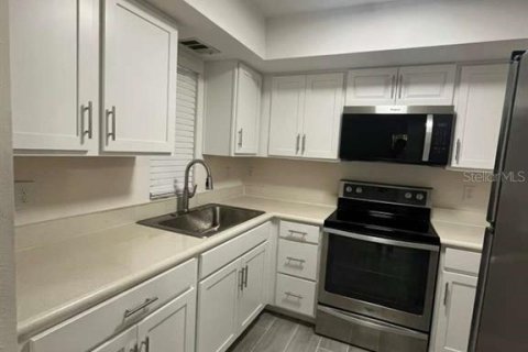 Apartment in Port Charlotte, Florida 2 bedrooms, 77.85 sq.m. № 2108457 - photo 24