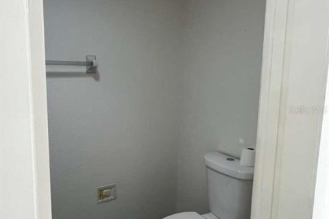 Apartment in Port Charlotte, Florida 2 bedrooms, 77.85 sq.m. № 2108457 - photo 10