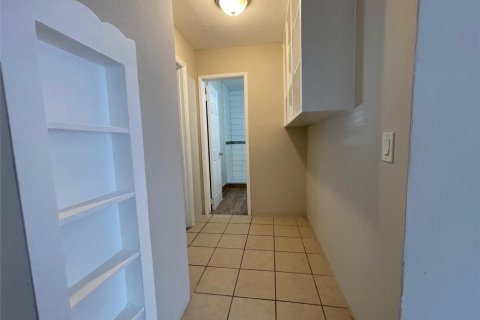 Villa ou maison à louer à Pompano Beach, Floride: 2 chambres, 169.08 m2 № 1225811 - photo 1
