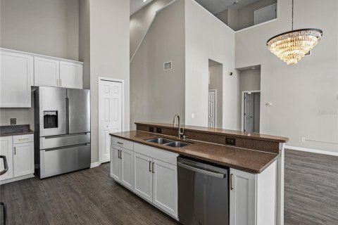 Casa en venta en Wesley Chapel, Florida, 4 dormitorios, 210.7 m2 № 1615123 - foto 19