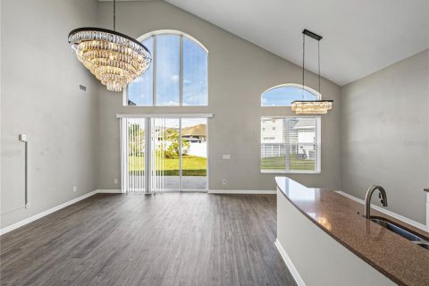 Casa en venta en Wesley Chapel, Florida, 4 dormitorios, 210.7 m2 № 1615123 - foto 13
