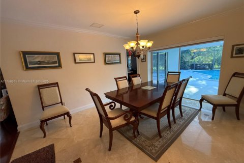 Casa en venta en Palmetto Bay, Florida, 4 dormitorios, 208.38 m2 № 1697096 - foto 7
