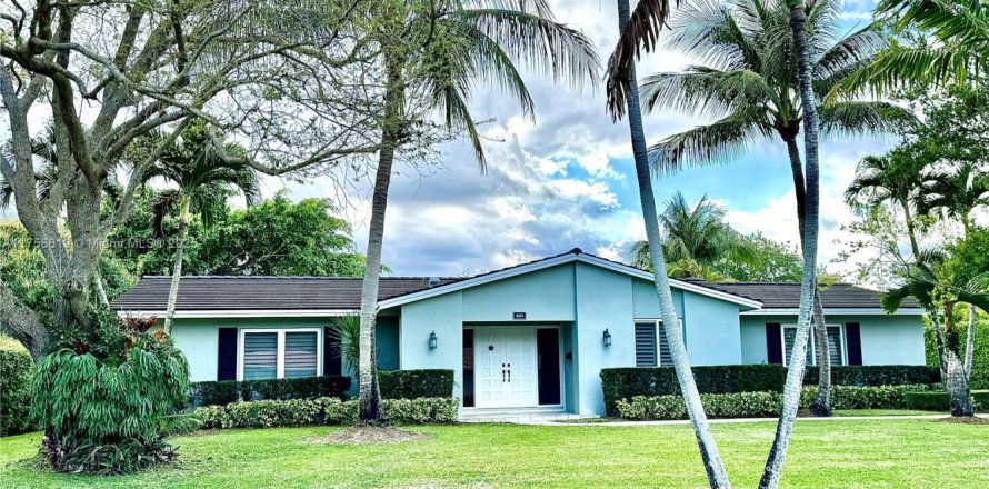Casa en Palmetto Bay, Florida 4 dormitorios, 208.38 m2 № 1697096