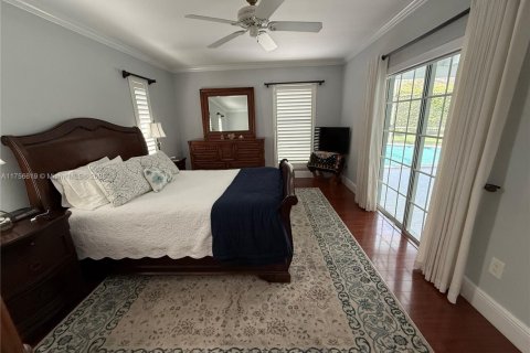 Casa en venta en Palmetto Bay, Florida, 4 dormitorios, 208.38 m2 № 1697096 - foto 15