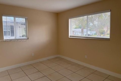 Villa ou maison à louer à Miami, Floride: 4 chambres, 142.98 m2 № 2046050 - photo 19