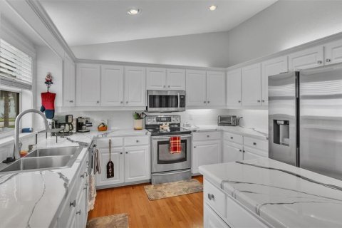 Купить виллу или дом в Лейкленд, Флорида 12 комнат, 263.47м2, № 1759896 - фото 16
