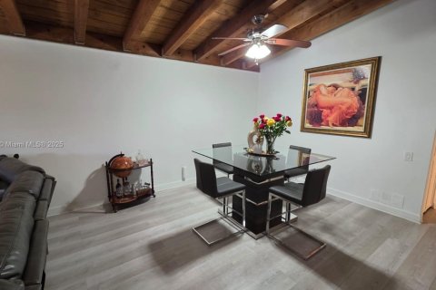 Купить кондоминиум в Майами, Флорида 3 спальни, 143.07м2, № 1956732 - фото 8