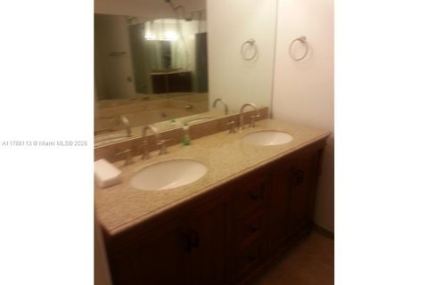 Купить кондоминиум в Майами, Флорида 3 спальни, 143.07м2, № 1956732 - фото 22