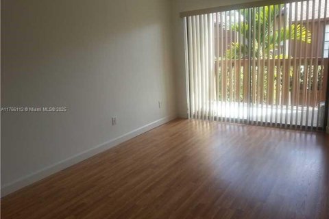 Купить кондоминиум в Майами, Флорида 3 спальни, 143.07м2, № 1956732 - фото 25