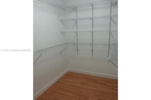 Купить кондоминиум в Майами, Флорида 3 спальни, 143.07м2, № 1956732 - фото 24