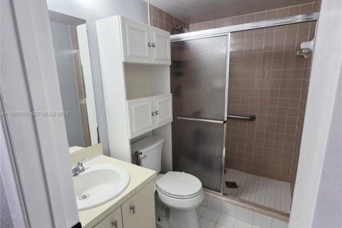 Condominio en venta en Hollywood, Florida, 2 dormitorios, 134.8 m2 № 1984353 - foto 10