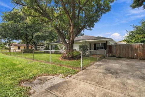 Immobilier commercial à vendre à Tampa, Floride: 5 chambres, 247.68 m2 № 2387559 - photo 30
