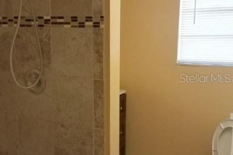 House in Tampa, Florida 2 bedrooms, 118.08 sq.m. № 2103384 - photo 10