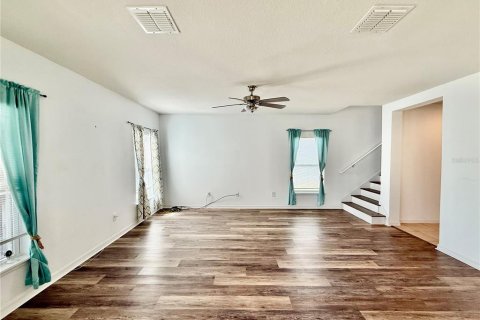Villa ou maison à louer à Riverview, Floride: 3 chambres, 176.24 m2 № 2115994 - photo 5